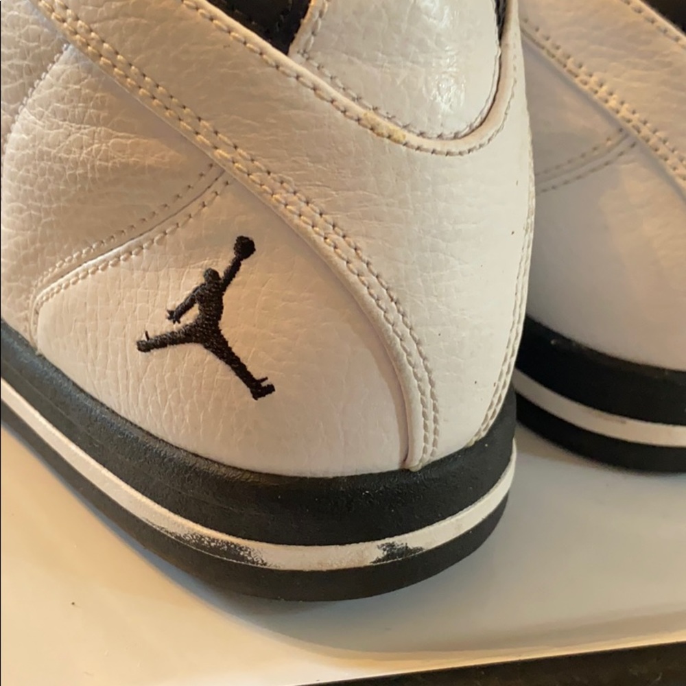 Air Jordan’s Sneakers - Picture 6 of 10